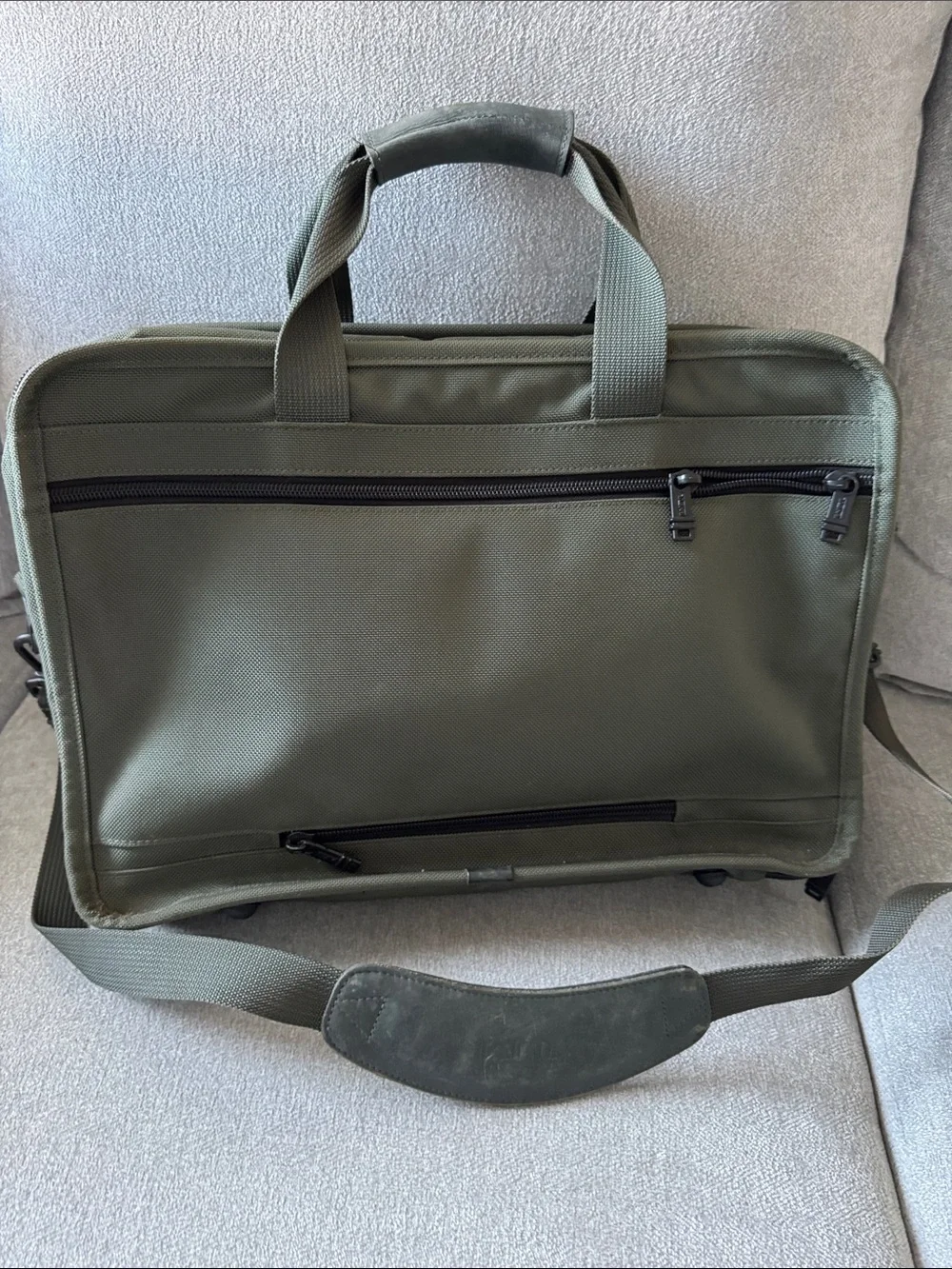 Tumi laptop briefcase